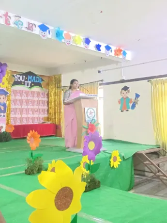 KG-GRADUATION-14.3-12