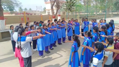 SCOUTS-AND-GUIDE-19.5-2