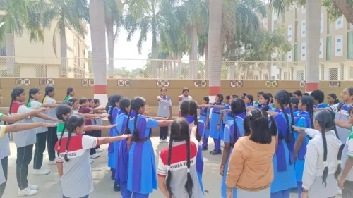 SCOUTS-AND-GUIDE-19.5-5