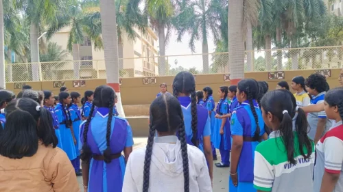 SCOUTS-AND-GUIDE-19.5-7