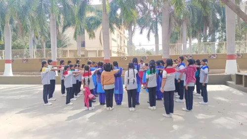 SCOUTS-AND-GUIDE-19.5-8